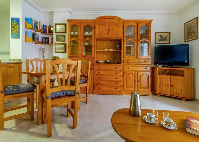 Awesome Apartment In Santa Pola With Kitchenette